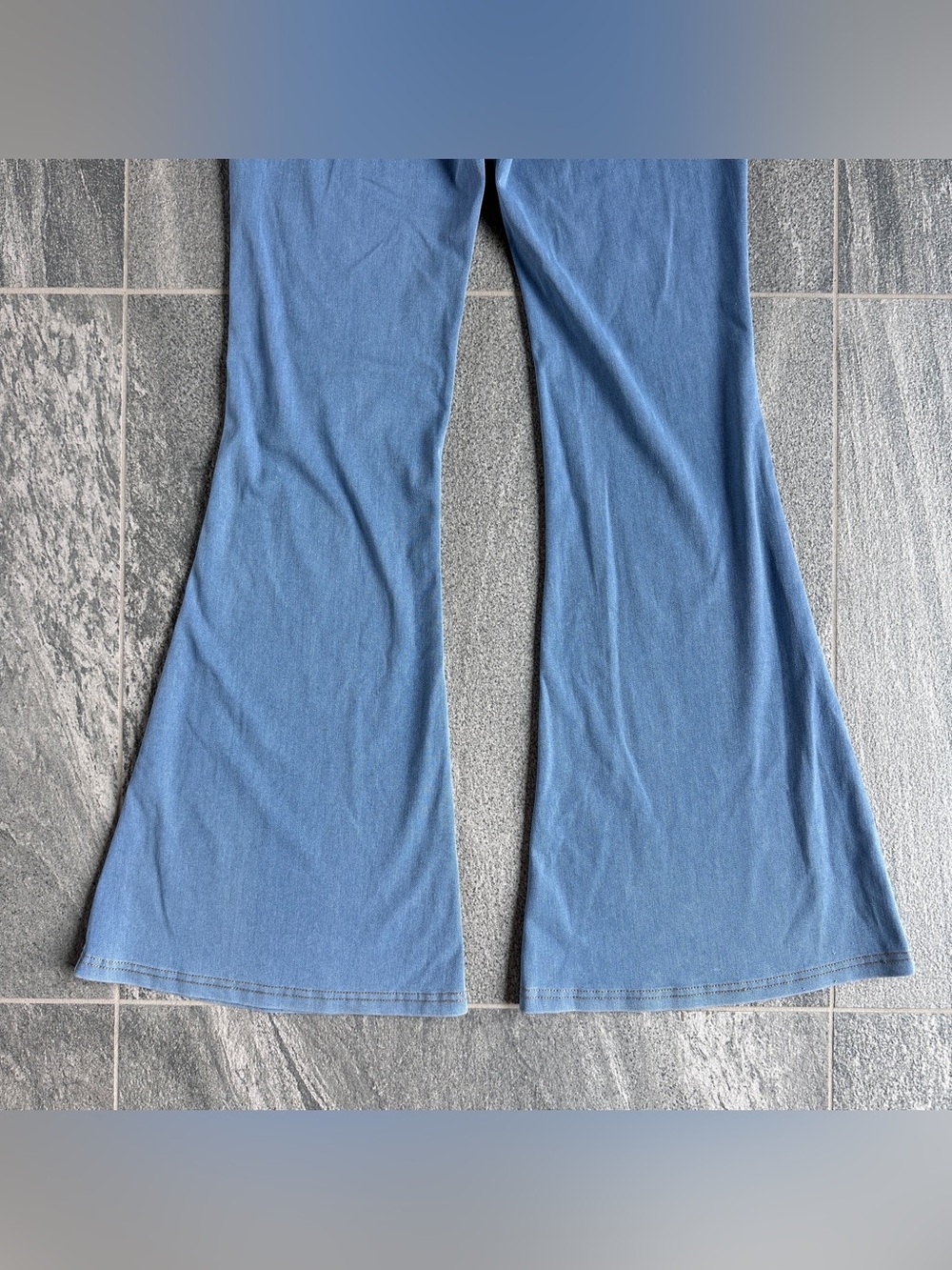 Halara Flex High Waisted Crossover Pocket InstantCool Washed Casual Jeans M 8/10 - Picture 13 of 16